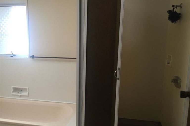 Photo of property in 3b Strathmore Way, Matua, Tauranga, 3110