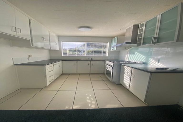 Photo of property in 30 Postgate Drive, Whitby, Porirua, 5024