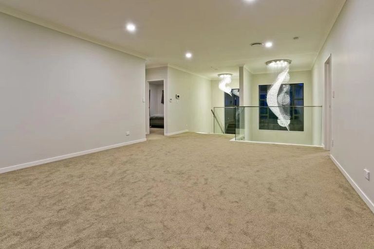 Photo of property in 32 Pioneer Rise, Silverdale, 0932