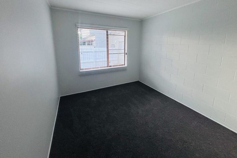 Photo of property in 6/4 Ashby Place, Pukekohe, 2120