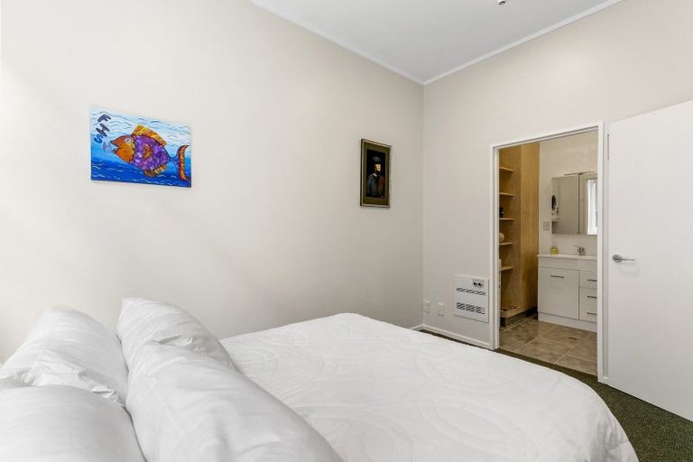 Photo of property in Edward Street Apartments, 18/3 Edward Street, Te Aro, Wellington, 6011
