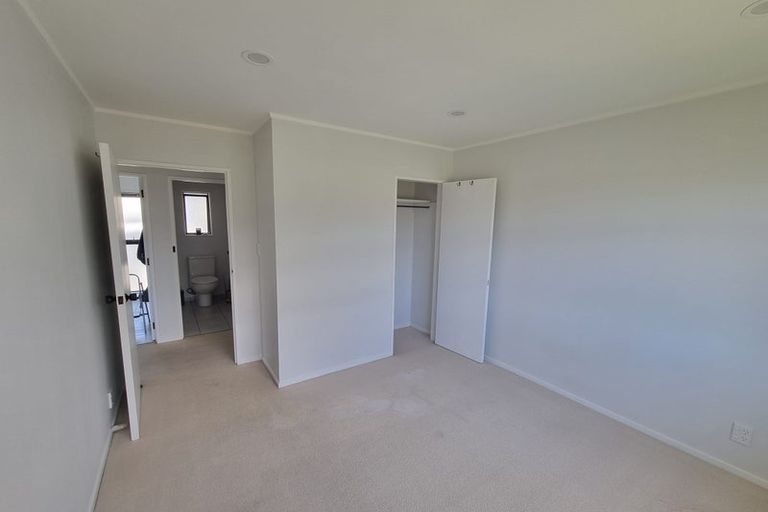 Photo of property in 3/88 Eversleigh Road, Belmont, Auckland, 0622