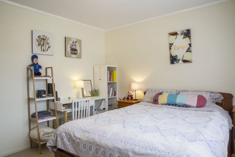 Photo of property in 1/66 Coronation Road, Hillcrest, Auckland, 0627