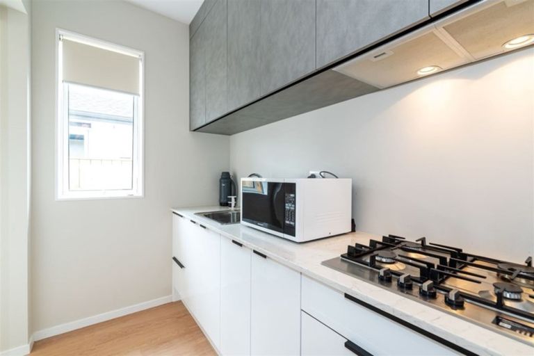 Photo of property in 10 Walter Ruddock Avenue, Kumeu, 0810