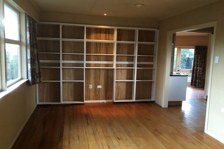 Photo of property in 29 Apollo Parade, Milson, Palmerston North, 4414