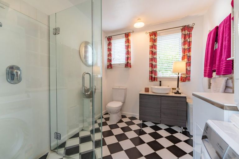 Photo of property in 22 Mckenzie Street, Geraldine, 7930