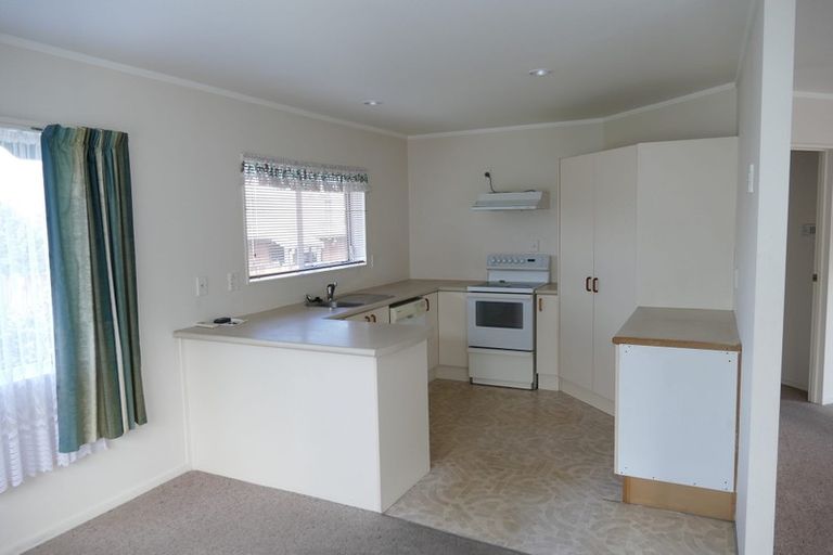 Photo of property in 2/9 Akehurst Avenue, New Lynn, Auckland, 0600