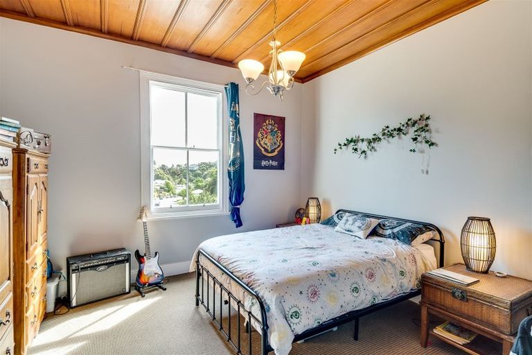 Photo of property in 3 Hooker Avenue, Hospital Hill, Napier, 4110