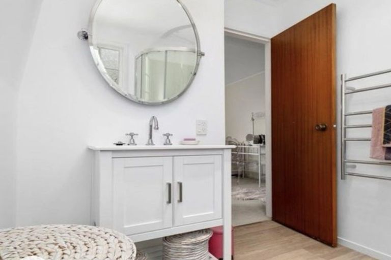 Photo of property in 53 Cambrian Street, Churton Park, Wellington, 6037