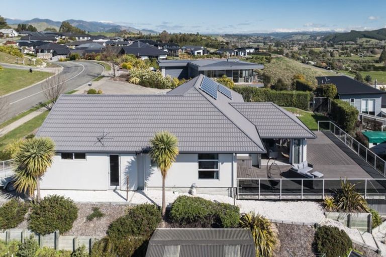 Photo of property in 26 Katania Heights, Brightwater, 7022