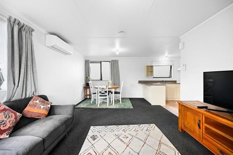Photo of property in 10b Claude Street, Fairfield, Hamilton, 3214