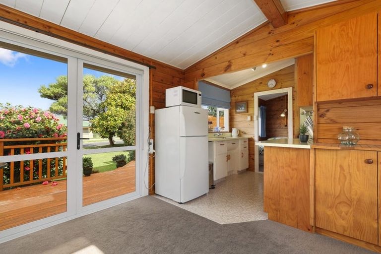 Photo of property in 19 Wharewaka Road, Wharewaka, Taupo, 3330