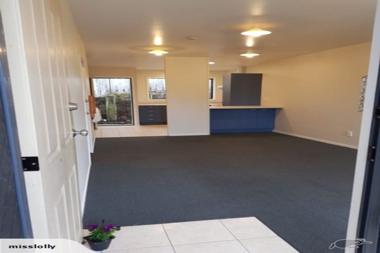 Photo of property in Carwyn Place, 9/352a Swanson Road, Ranui, Auckland, 0612