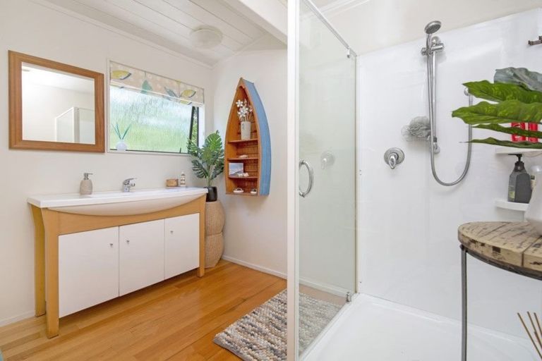 Photo of property in 9 Pohutukawa Road, Beachlands, Auckland, 2018