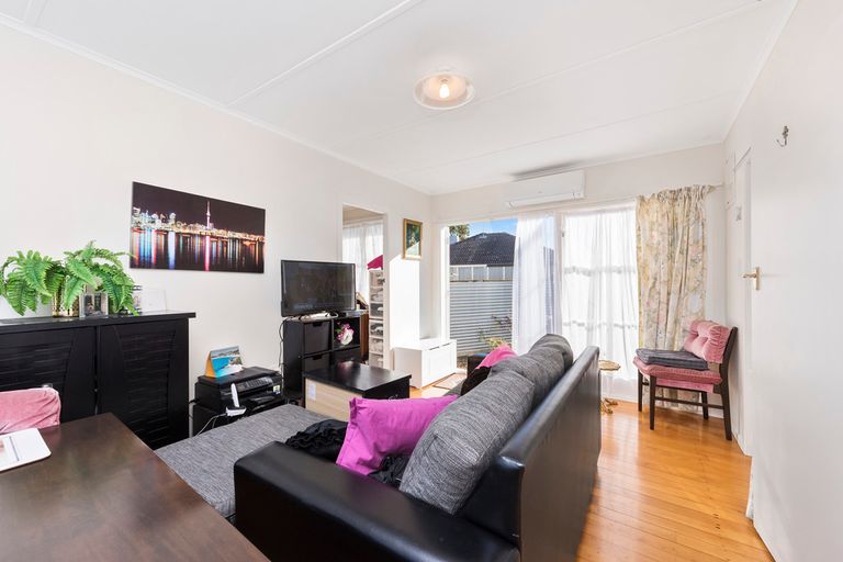Photo of property in 2/41 Turret Road, Tauranga South, Tauranga, 3112