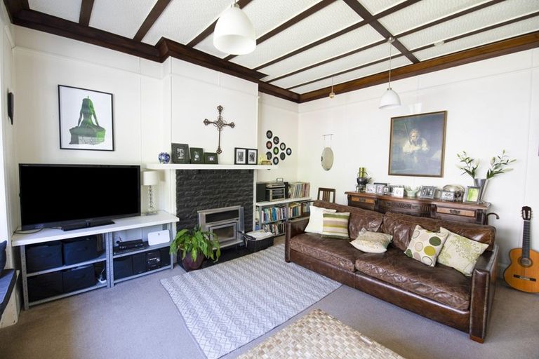 Photo of property in 55 Shakespeare Road, Bluff Hill, Napier, 4110