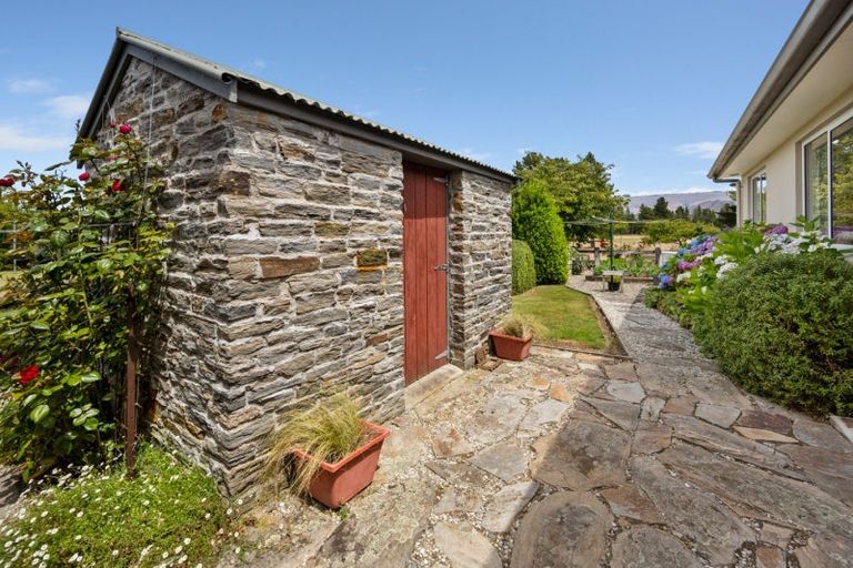 Photo of property in 101 Newcastle Street, Clyde, 9330