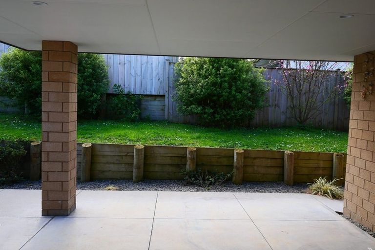 Photo of property in 8 Parkgrove Crescent, Pokeno, 2402