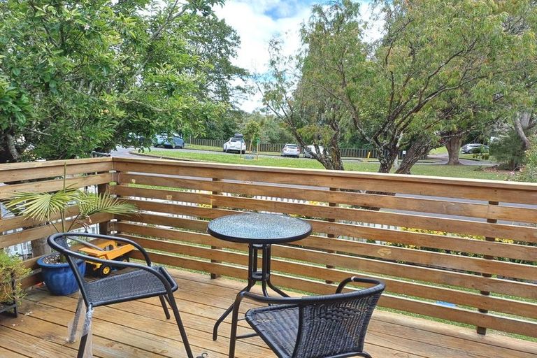 Photo of property in 1/21 Rapallo Place, Farm Cove, Auckland, 2012