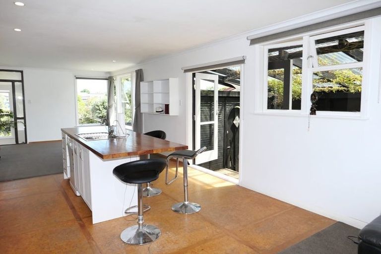 Photo of property in 48 Rutherford Drive, Waikanae Beach, Waikanae, 5036