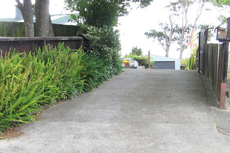 Photo of property in 10 Magellan Place, Papatoetoe, Auckland, 2025