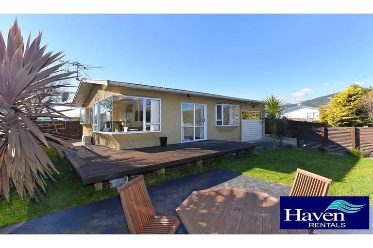 Photo of property in 79 Songer Street, Stoke, Nelson, 7011