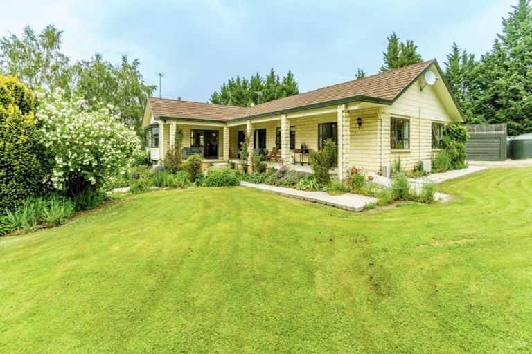 Photo of property in 533 Saint Bathans Loop Road, Cambrians, Omakau, 9377