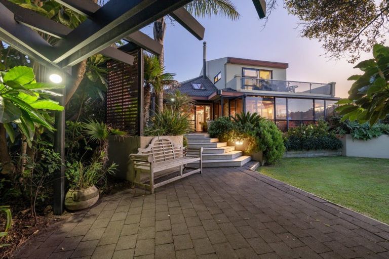 Photo of property in 323c Oceanbeach Road, Mount Maunganui, 3116