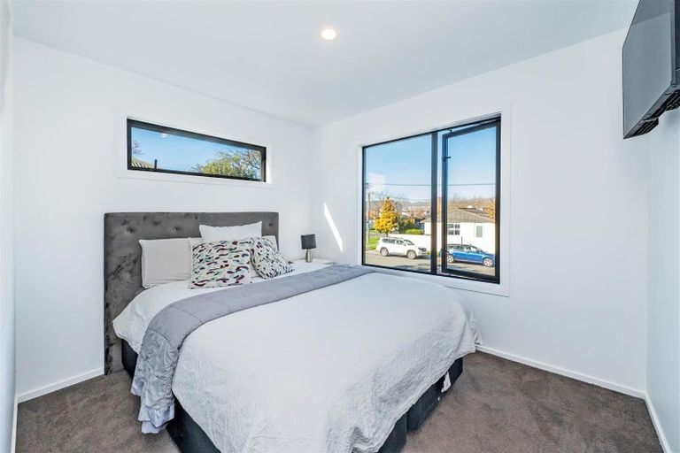 Photo of property in 77 Canon Street, St Albans, Christchurch, 8014