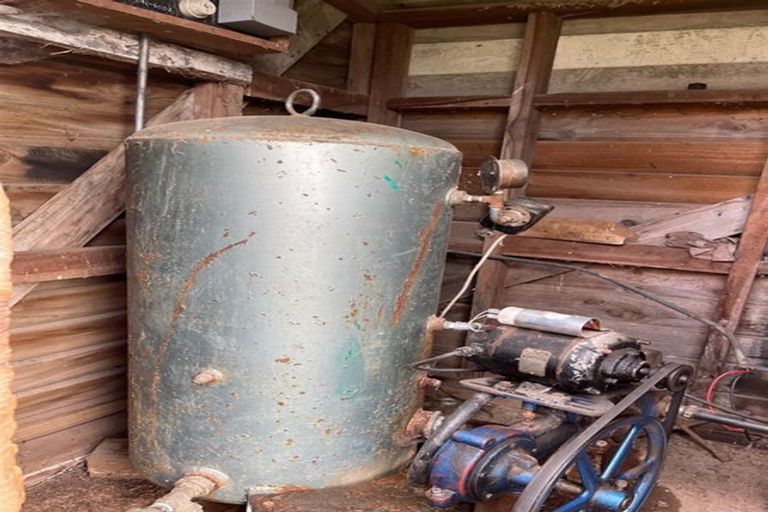 Photo of property in 250 South Road, Solway, Masterton, 5885