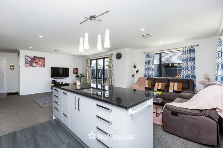 Photo of property in 115 Mawai Hakona Drive, Wallaceville, Upper Hutt, 5018