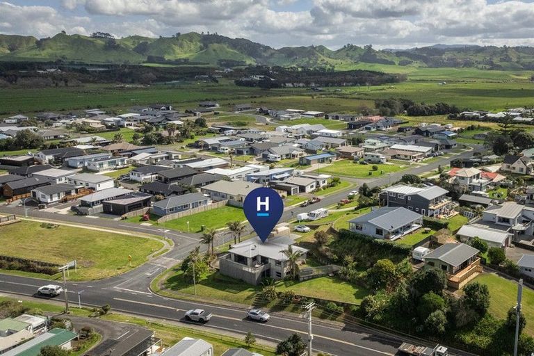Photo of property in 45 Hanlen Avenue, Waihi Beach, 3611