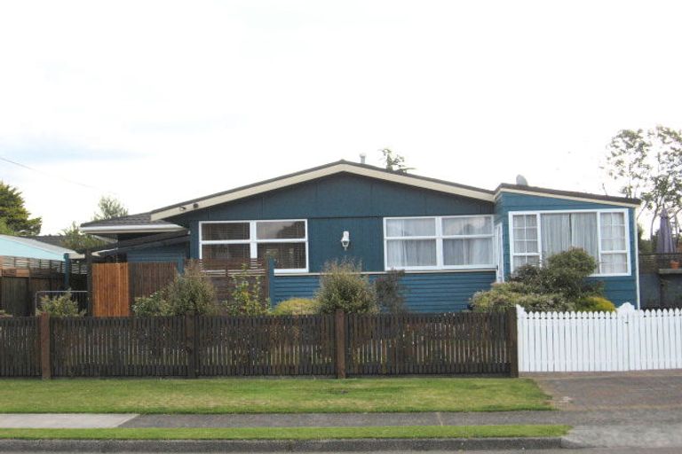 Photo of property in 15 Jameson Avenue, Fenton Park, Rotorua, 3010