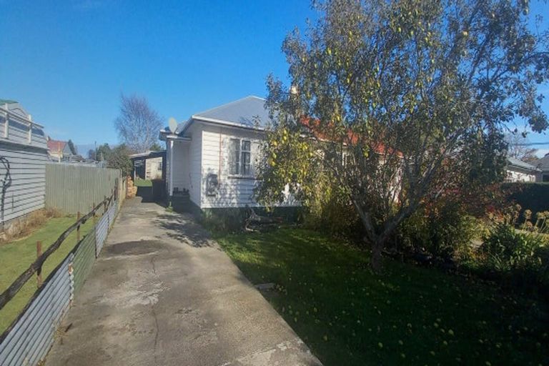Photo of property in 7 Bridge Street, Tuatapere, 9620