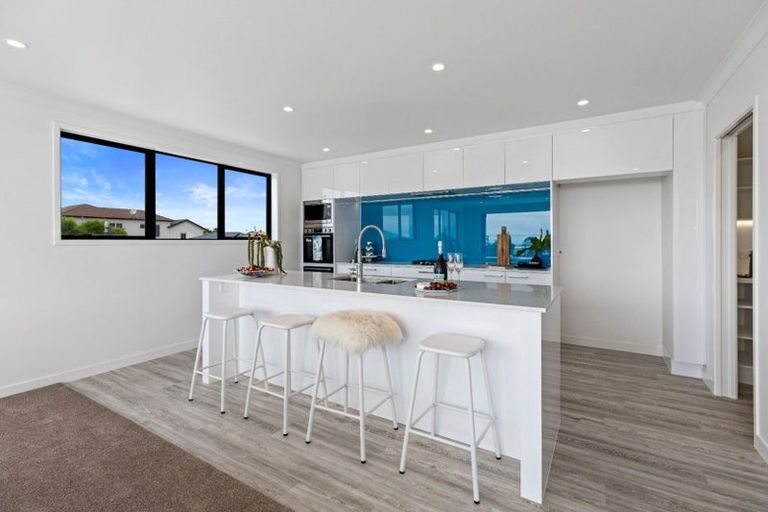 Photo of property in 1020c Papamoa Beach Road, Papamoa Beach, 3118