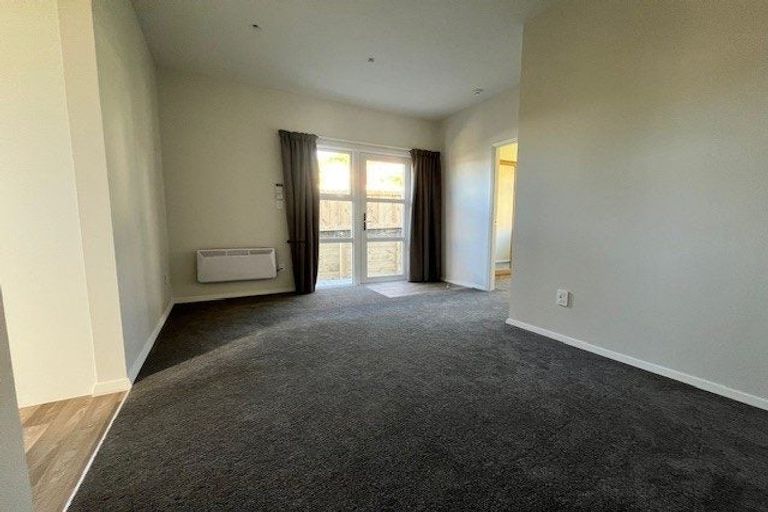 Photo of property in 23 Queens Drive, Kilbirnie, Wellington, 6022