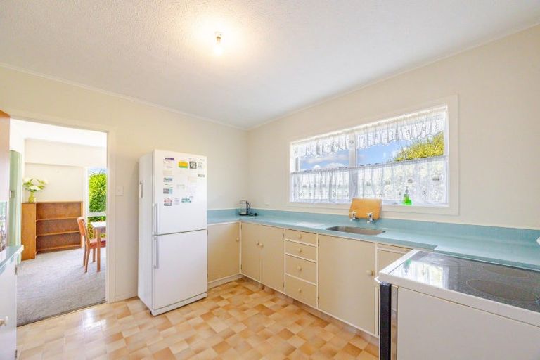 Photo of property in 12e Saint Marys Road, Waipukurau, 4200