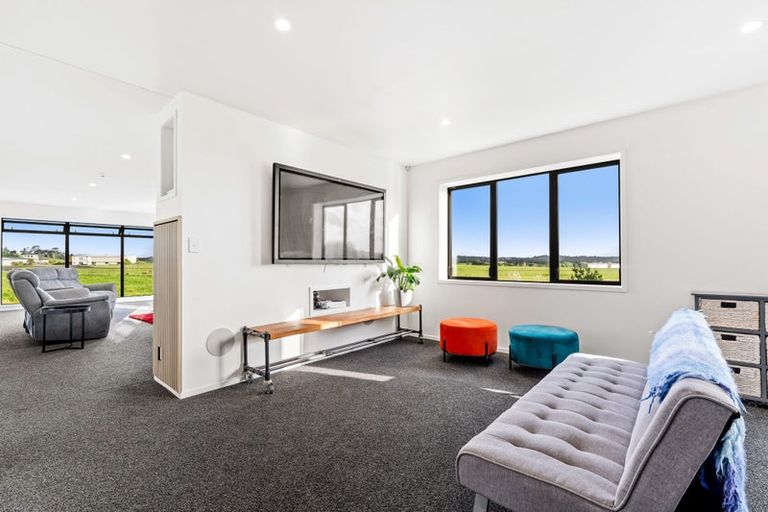 Photo of property in 22 Runway Rise, Dairy Flat, Albany, 0794