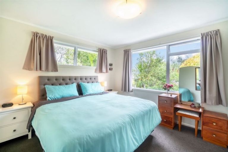 Photo of property in 1/32 Trinidad Road, Sunnynook, Auckland, 0620