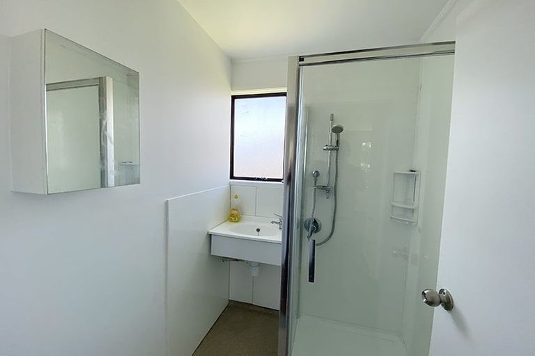 Photo of property in 47 Secretariat Place, Randwick Park, Auckland, 2105