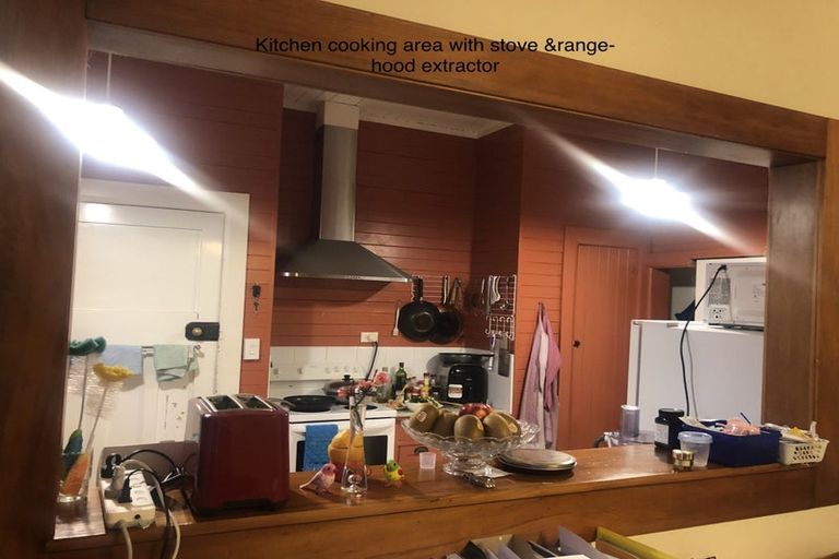 Photo of property in 225 Fitzherbert Avenue, West End, Palmerston North, 4410