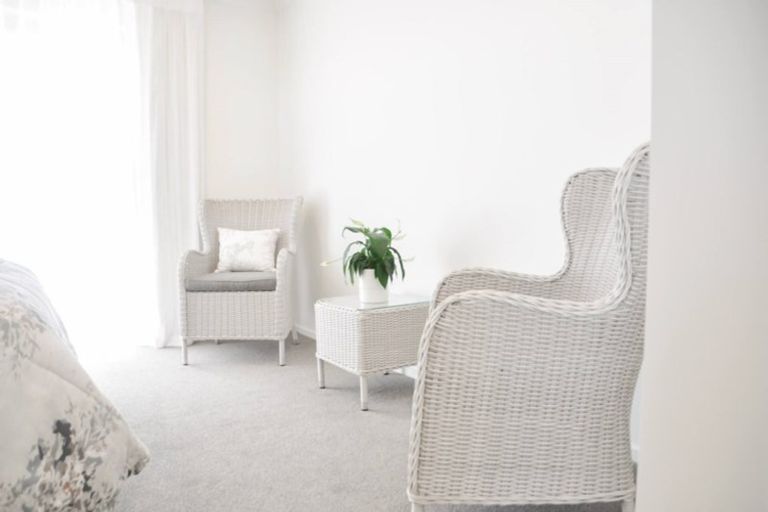 Photo of property in 16 Dune Lake Place, Ruakaka, 0116