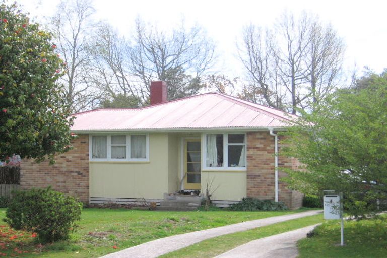 Photo of property in 4 Delphi Place, Sunnybrook, Rotorua, 3015