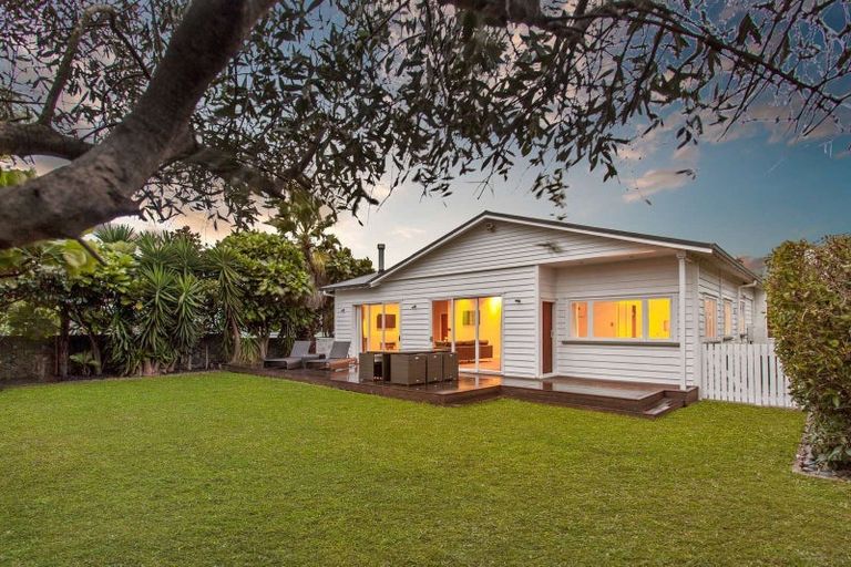 Photo of property in 18 Gavin Street, Ellerslie, Auckland, 1060