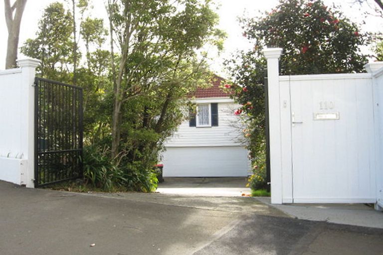 Photo of property in 110 Karori Road, Karori, Wellington, 6012