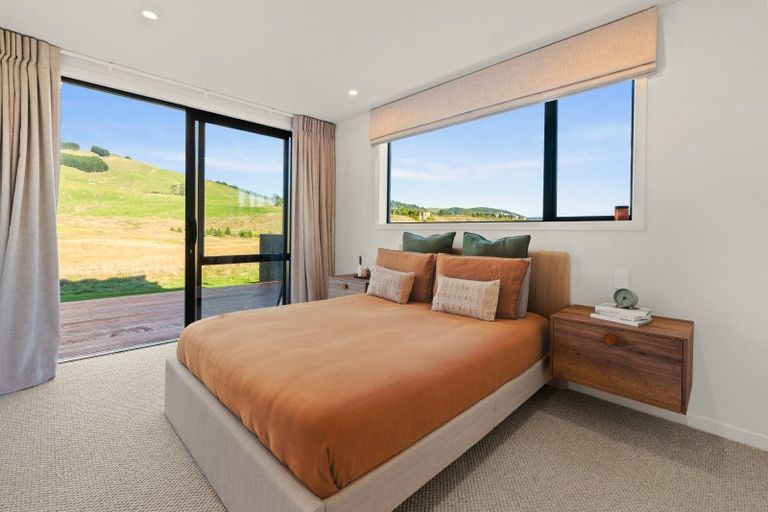 Photo of property in 14 The Fairways, Kinloch, Taupo, 3377