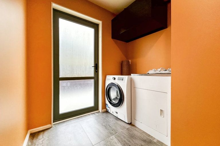 Photo of property in 2 Arran Crescent, Woolston, Christchurch, 8062