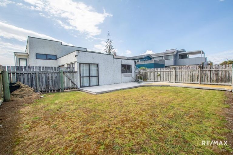 Photo of property in 1 Savage Avenue, Waihi Beach, 3611