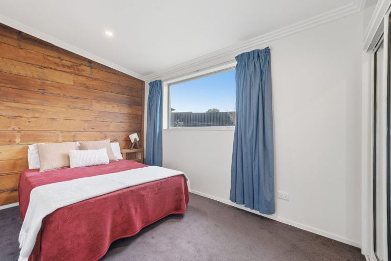 Photo of property in 92 Dunns Avenue, The Pines Beach, 7630
