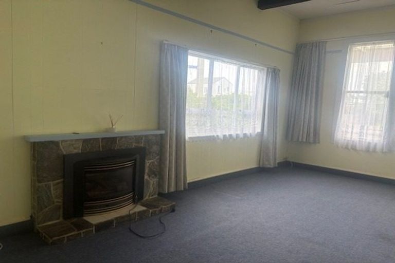 Photo of property in 2-4 Ravensworth Place, Foxton, 4814